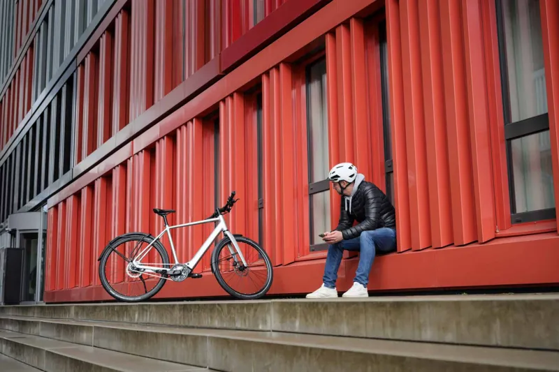 Cube Editor Hybrid SLX FE 400x Hybrid Bike In Grey-8